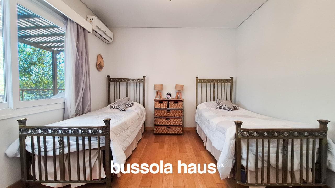 Furnished House for Rent by the Lake in Las Glorietas, Nordelta