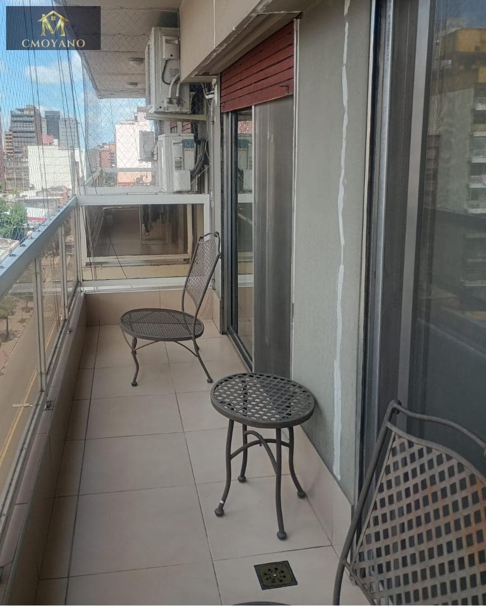 Sales Department, Santiago and Muñecad