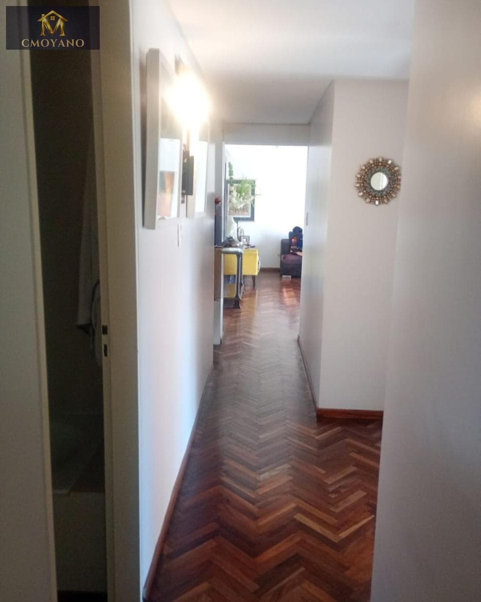 Sales Department, Santiago and Muñecad