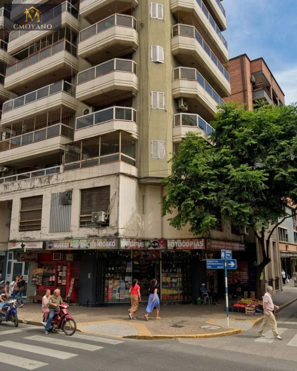 Sales Department, Santiago and Muñecad