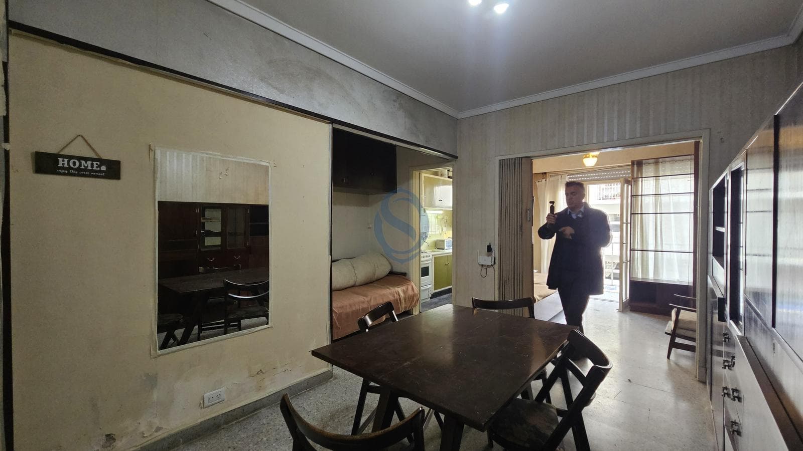 For Sale - Studio apartment with balcony and garage - Av. Colón 1906
