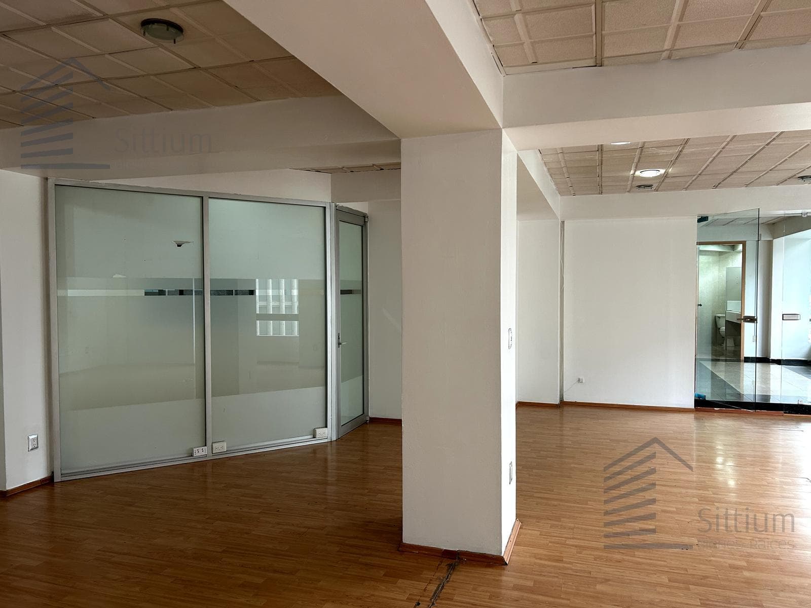 Office for Rent on Insurgentes Sur - 6th Floor - 120 m2