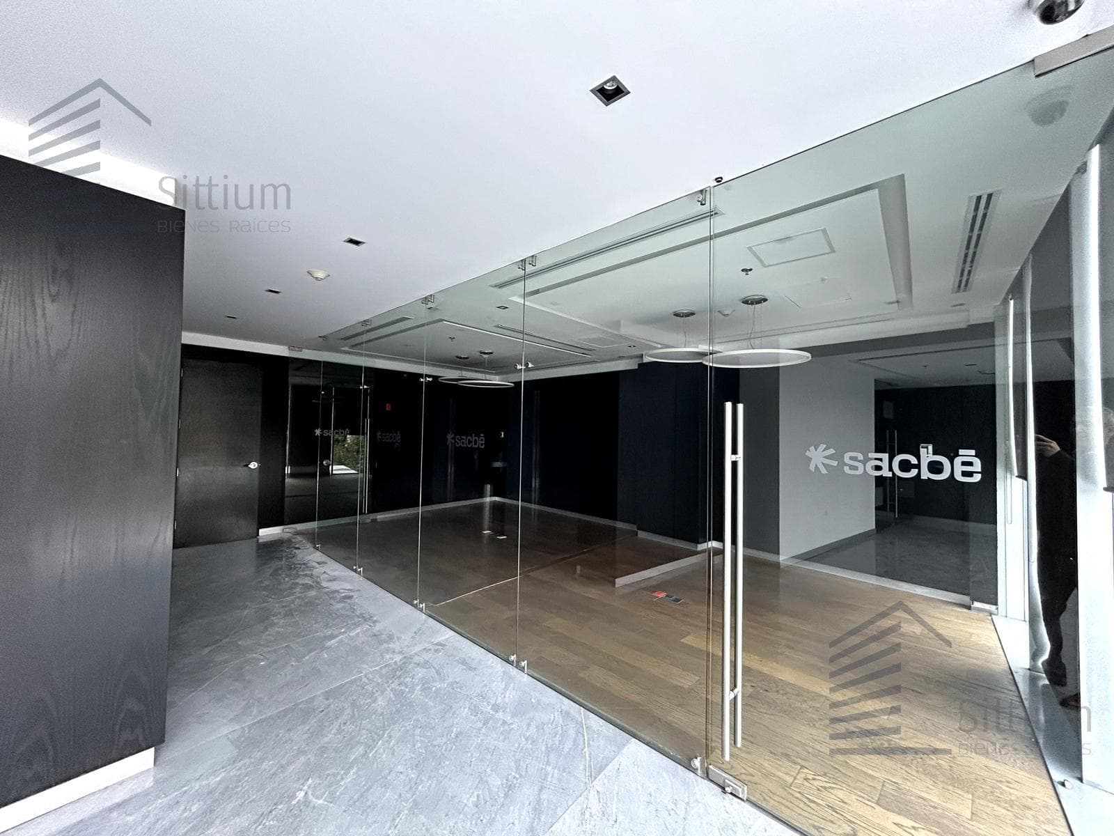 Office for Rent - Lomas de Chapultepec - 2nd Floor - 589 m²