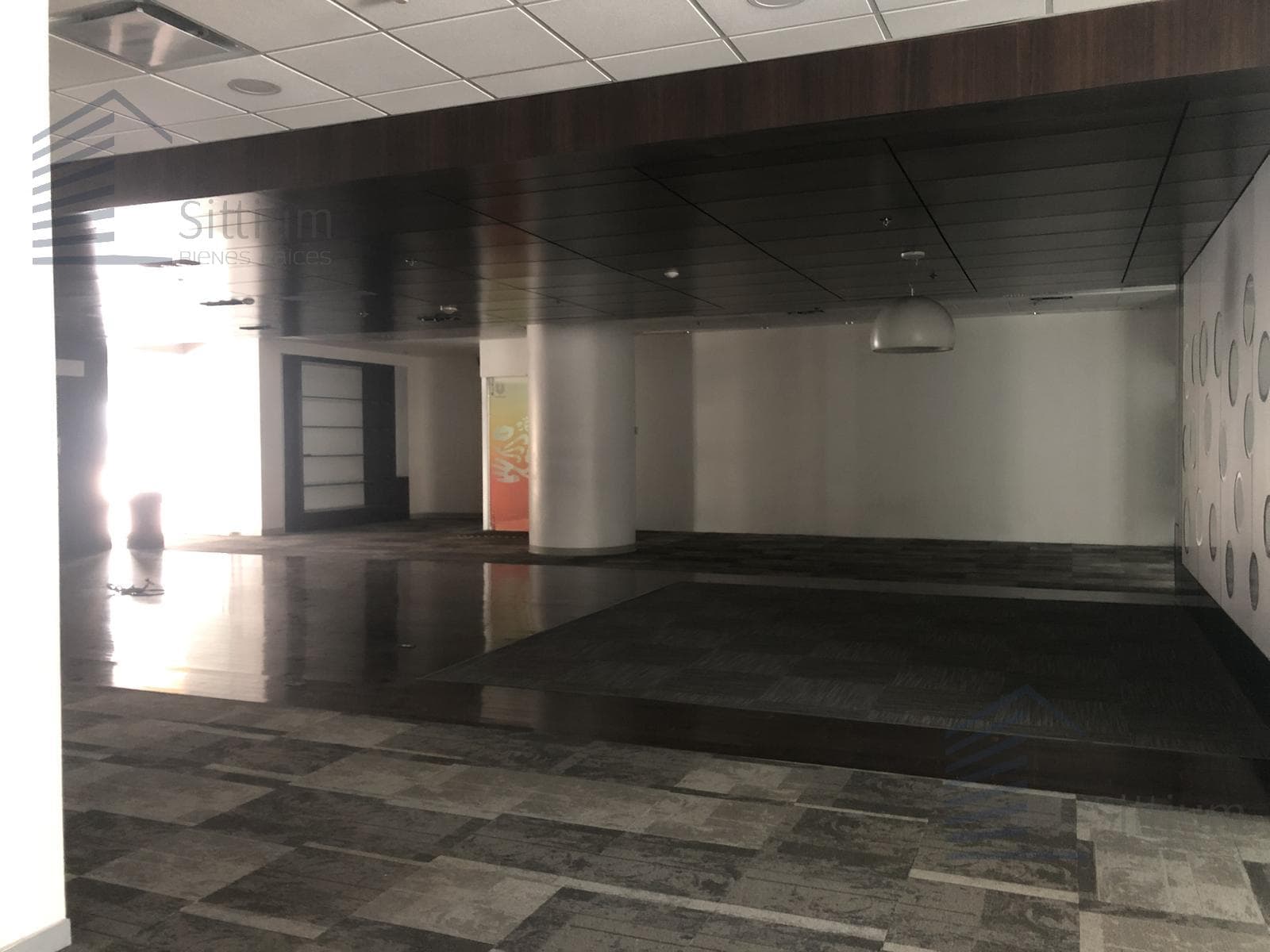 Office for Rent - Arcos Bosques II - 5th Floor - 237 m2