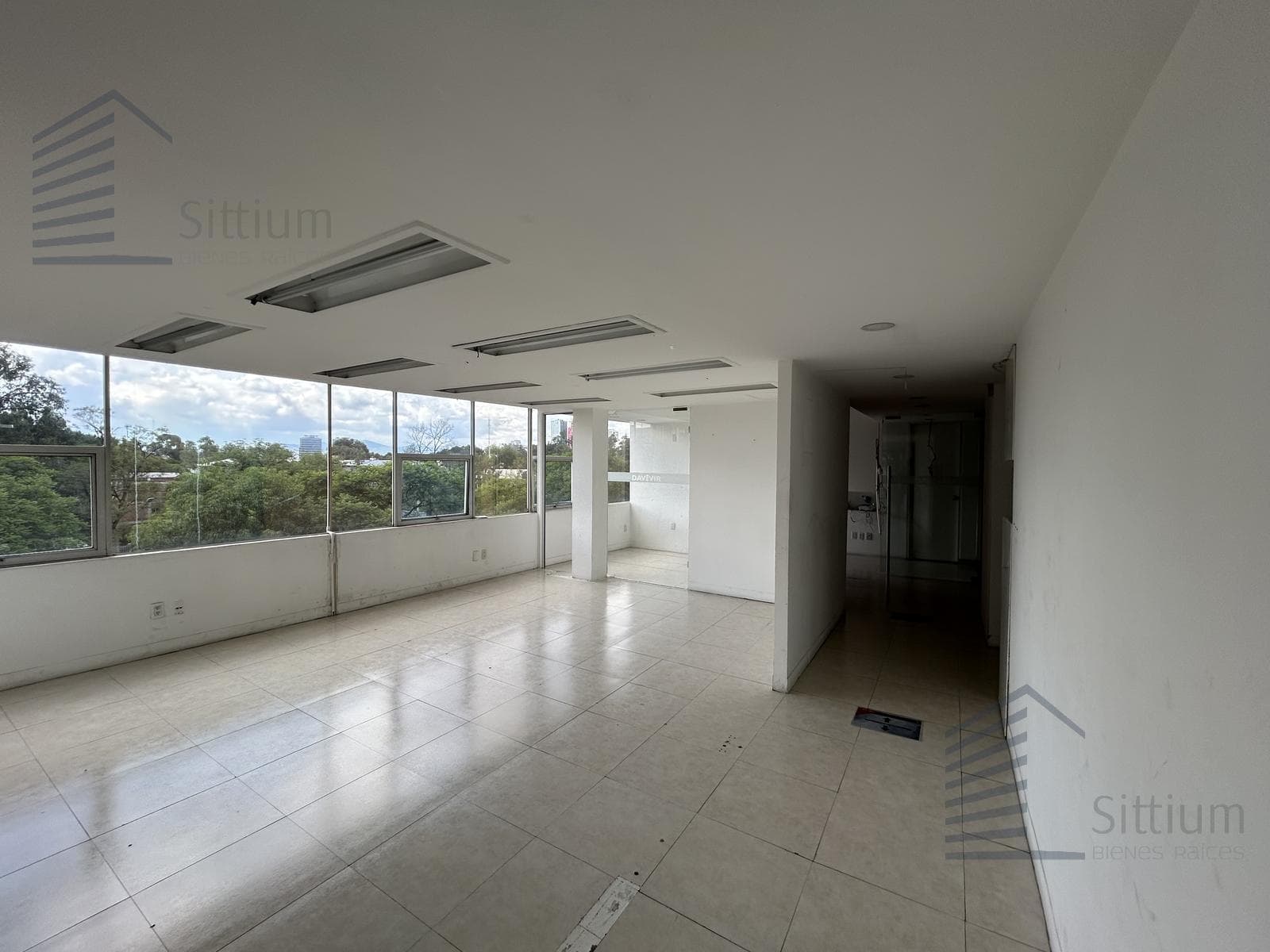 Office for Rent - National Army - 3rd Floor - 240 m2