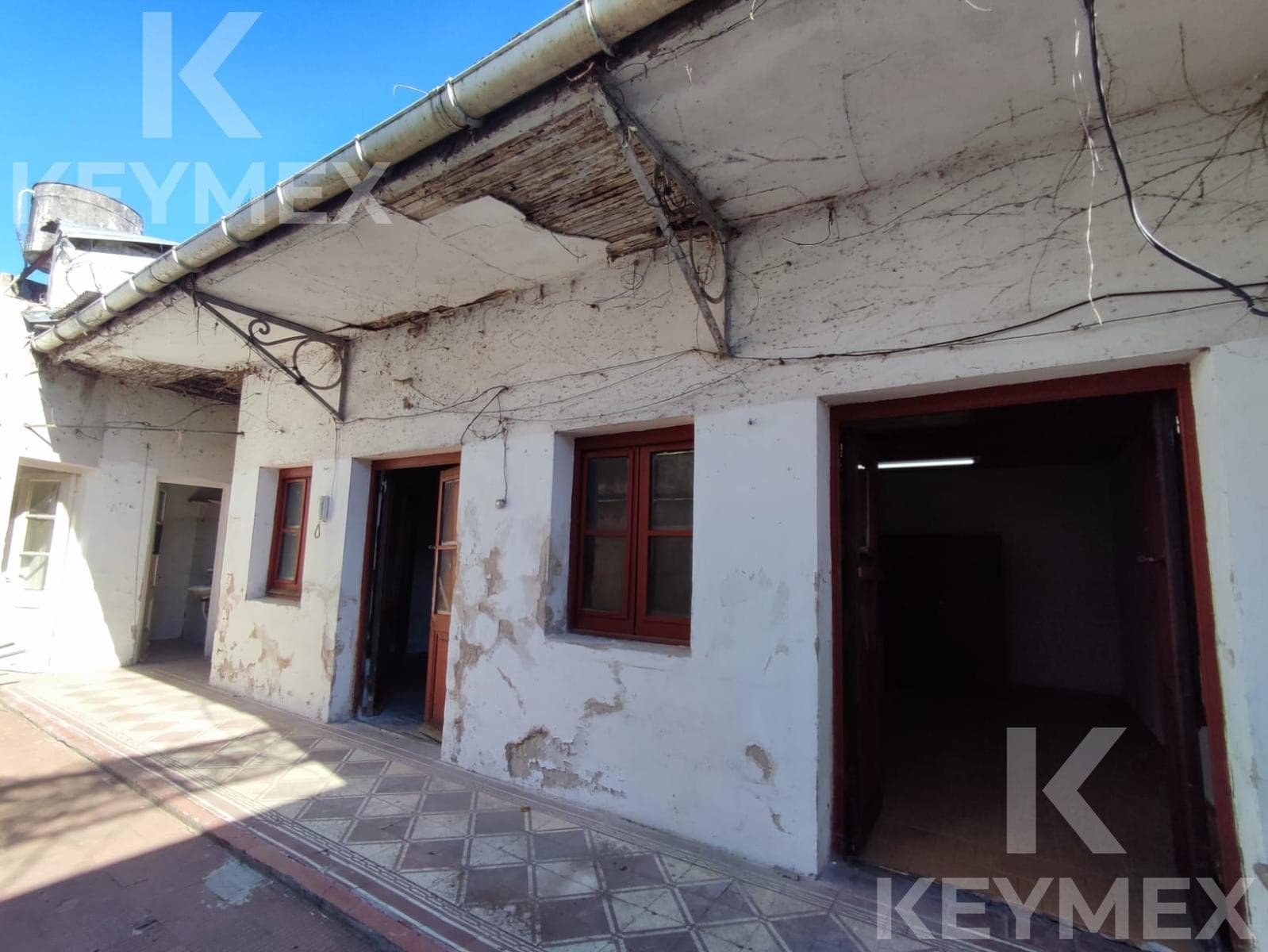 For Sale: Townhouse - 3 Bedrooms - 42nd Street between 3rd and 4th Streets