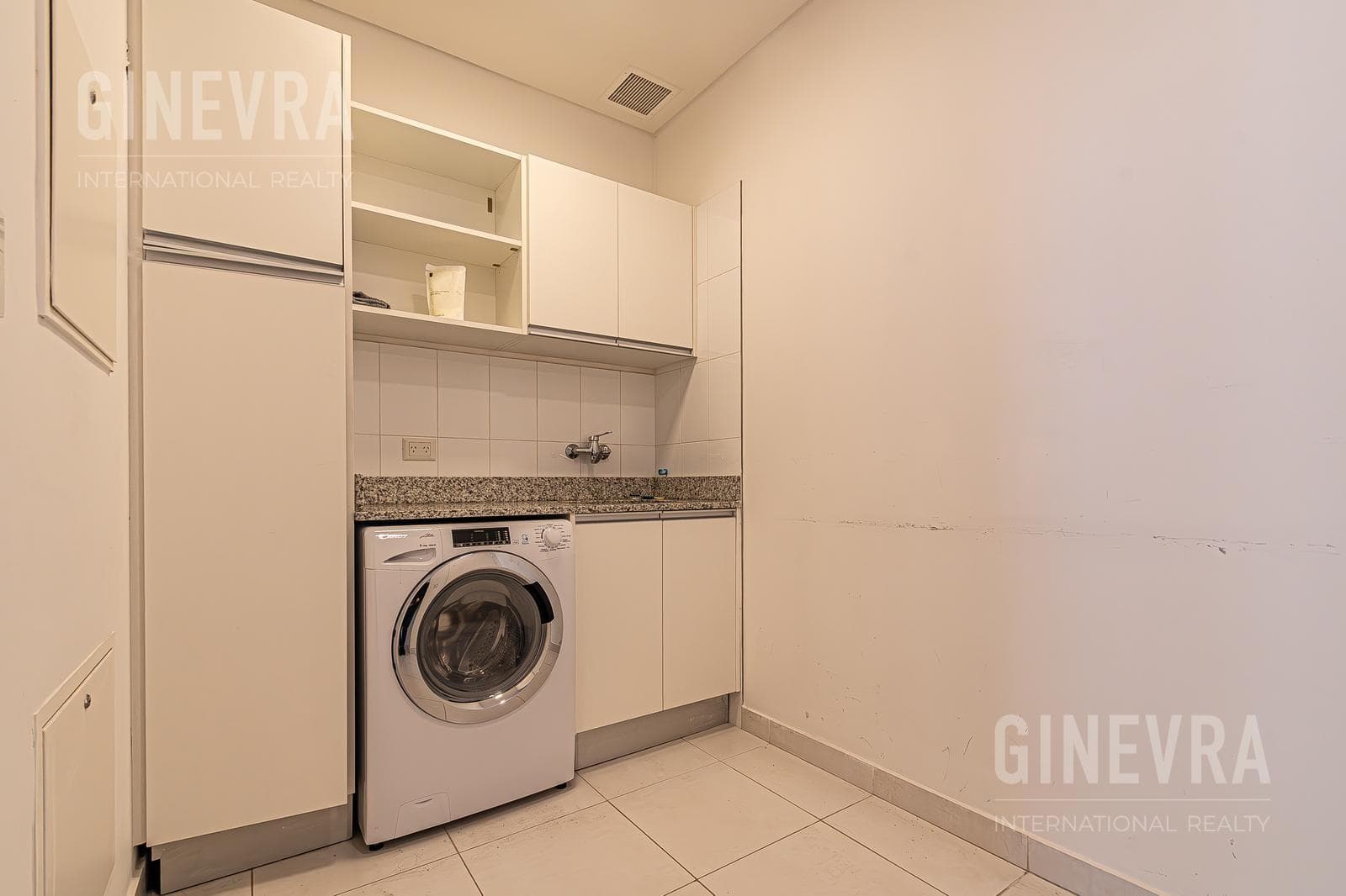 3-Bedroom Apartment for Rent - Alvear Tower, Puerto Madero.