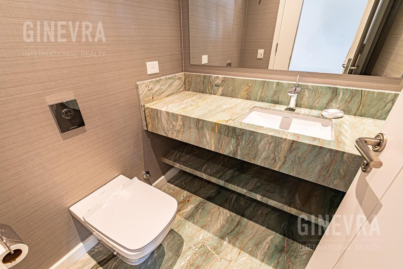 3-Bedroom Apartment for Rent - Alvear Tower, Puerto Madero.