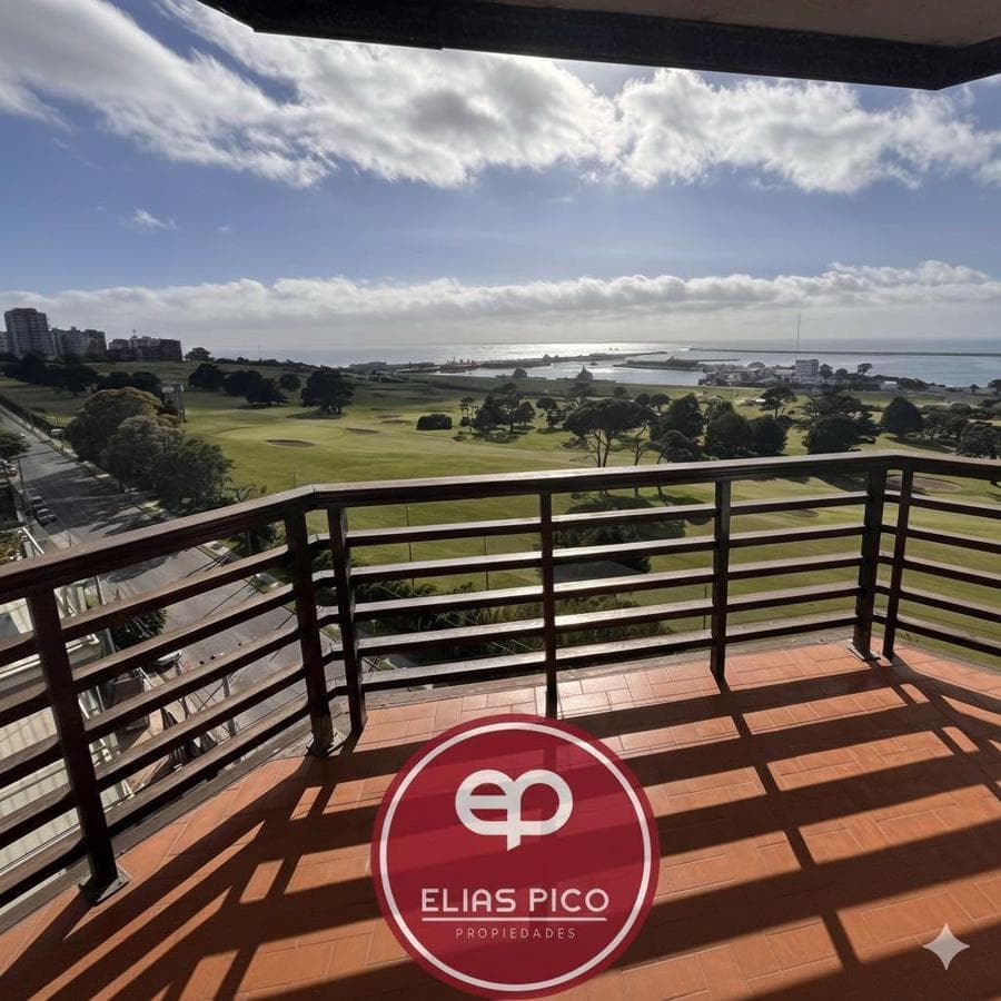 4-room apartment across from the Golf Club