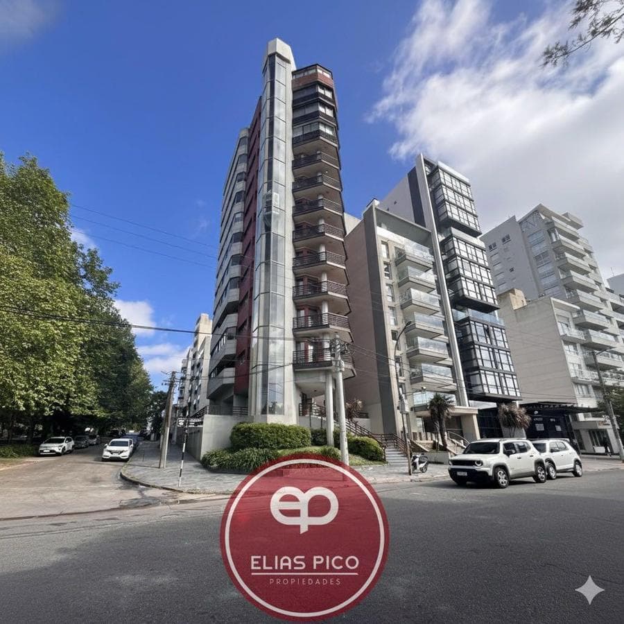 4-room apartment across from the Golf Club