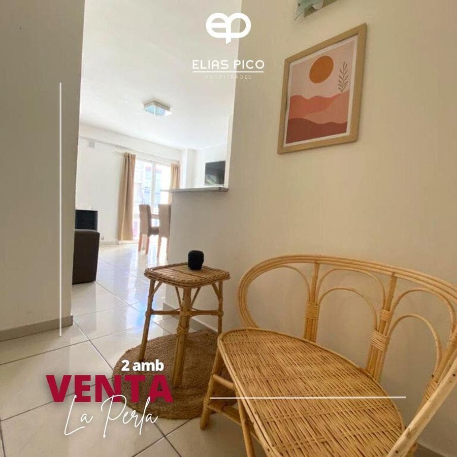 2-room apartment facing the street - La Perla area