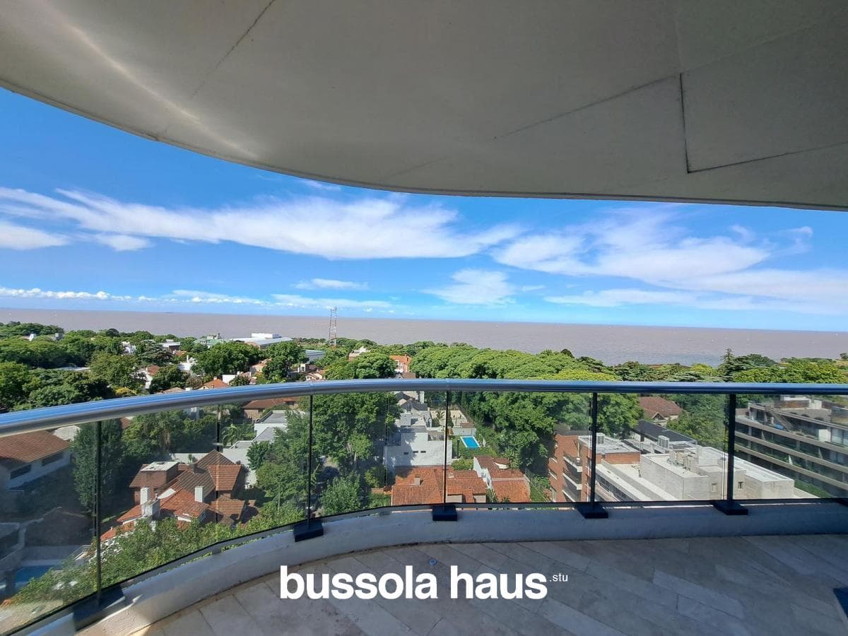 Brand-new 3-bedroom apartment for sale in the Selene building in La Lucila, Vicente López