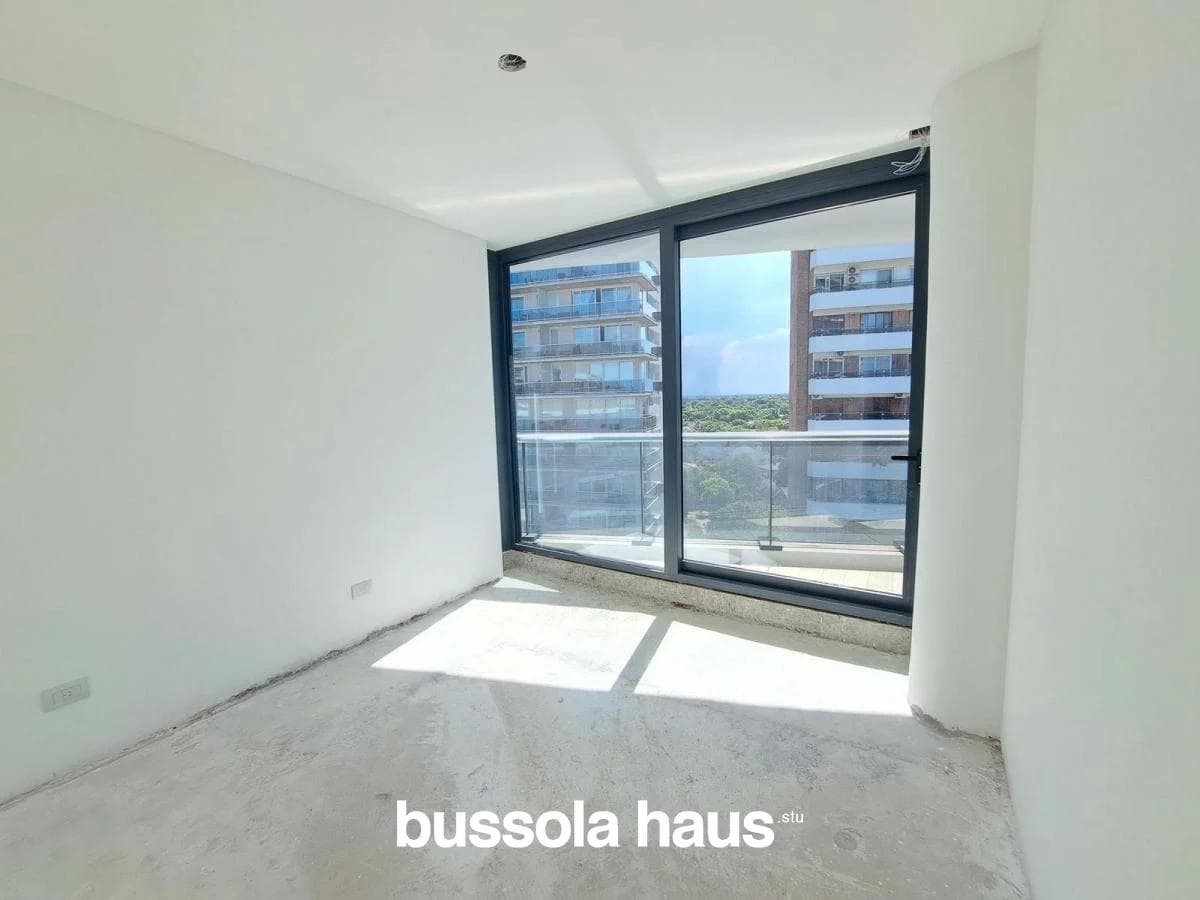 Brand-new 3-bedroom apartment for sale in the Selene building in La Lucila, Vicente López