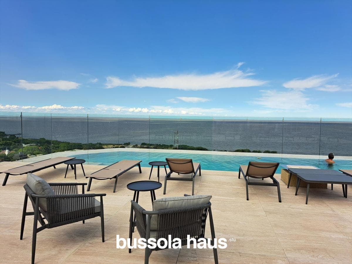 Brand-new 3-bedroom apartment for sale in the Selene building in La Lucila, Vicente López
