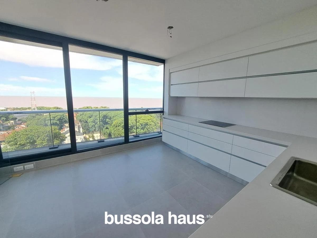 Brand-new 3-bedroom apartment for sale in the Selene building in La Lucila, Vicente López