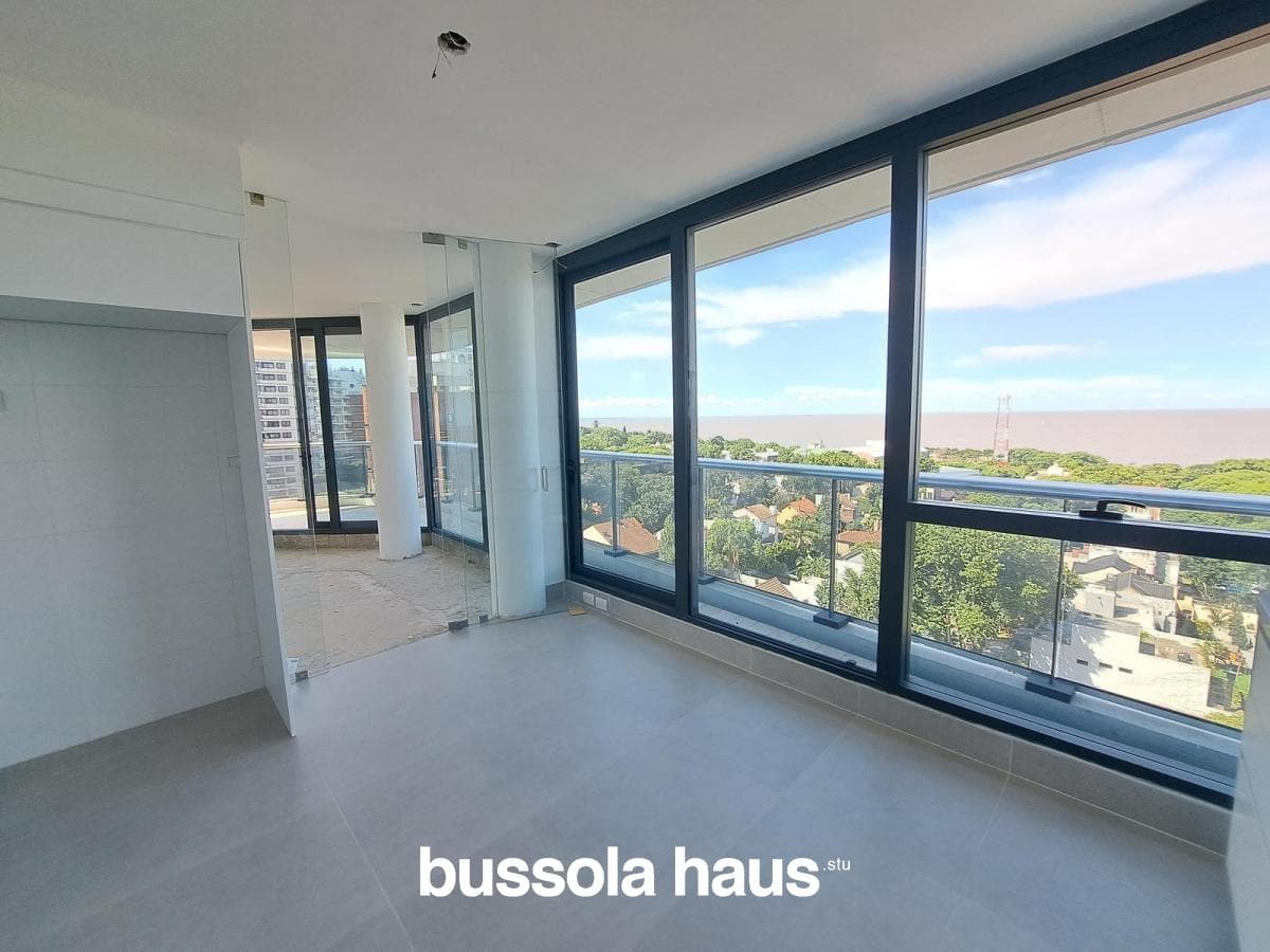 Brand-new 3-bedroom apartment for sale in the Selene building in La Lucila, Vicente López