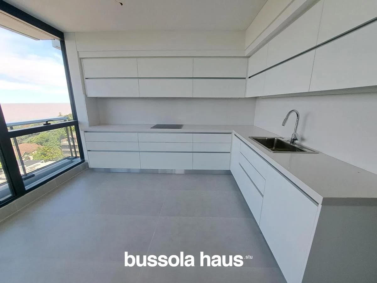 Brand-new 3-bedroom apartment for sale in the Selene building in La Lucila, Vicente López