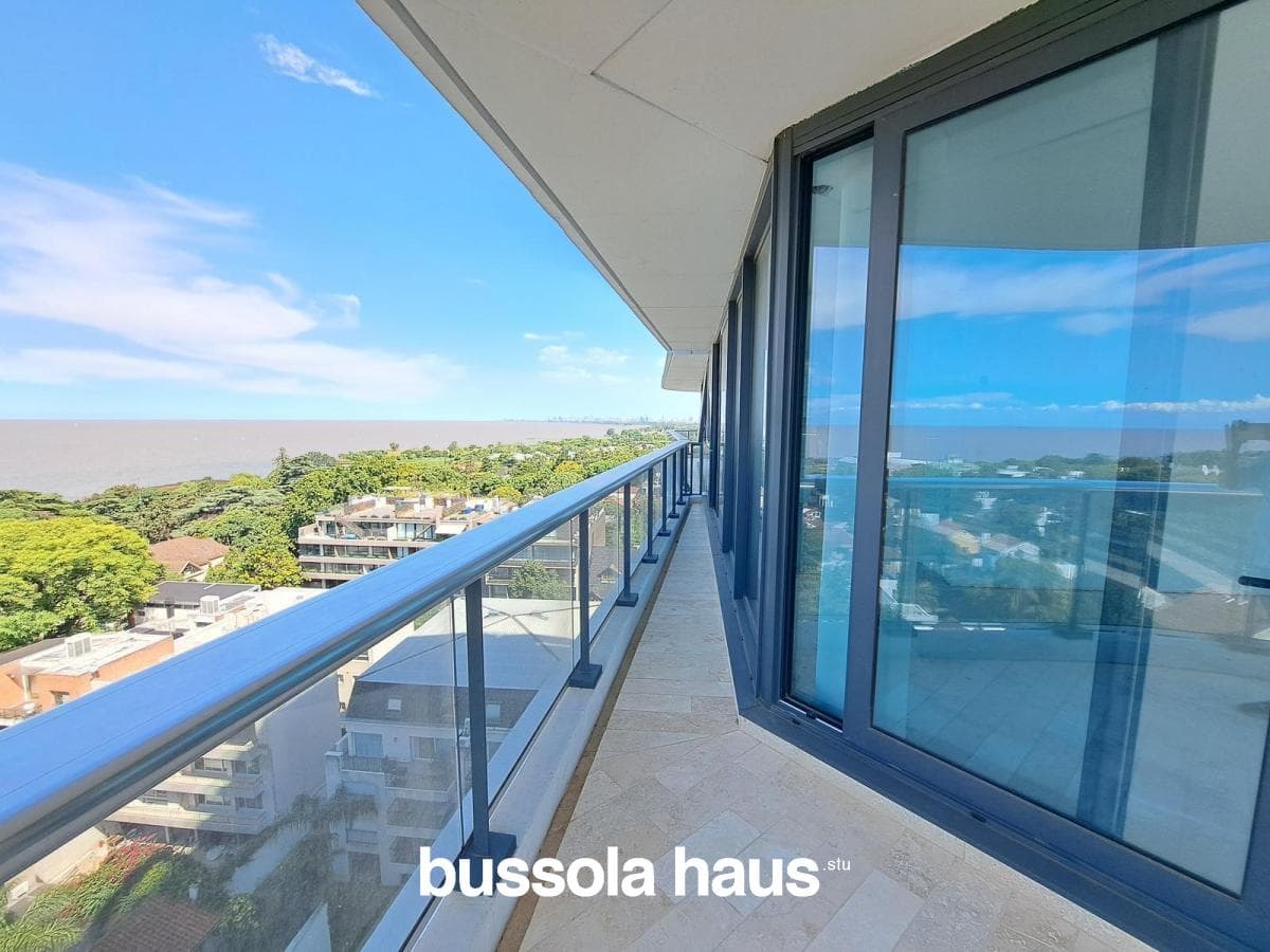 Brand-new 3-bedroom apartment for sale in the Selene building in La Lucila, Vicente López