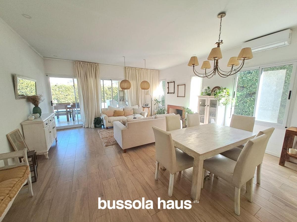 House for Sale: 3 Bedrooms, Single-Story, La Comarca Tigre