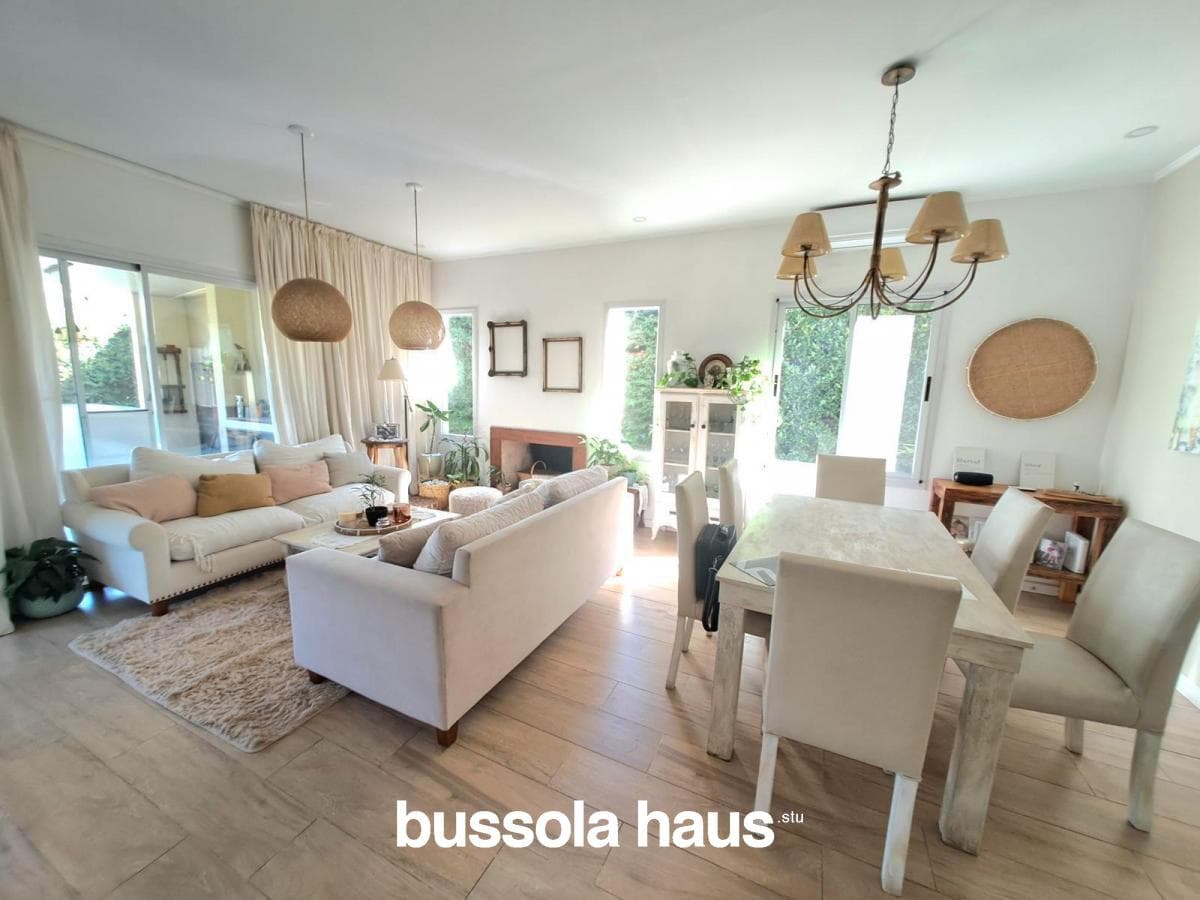 House for Sale: 3 Bedrooms, Single-Story, La Comarca Tigre