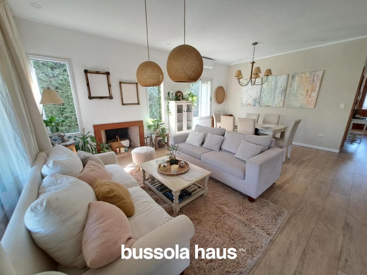 House for Sale: 3 Bedrooms, Single-Story, La Comarca Tigre