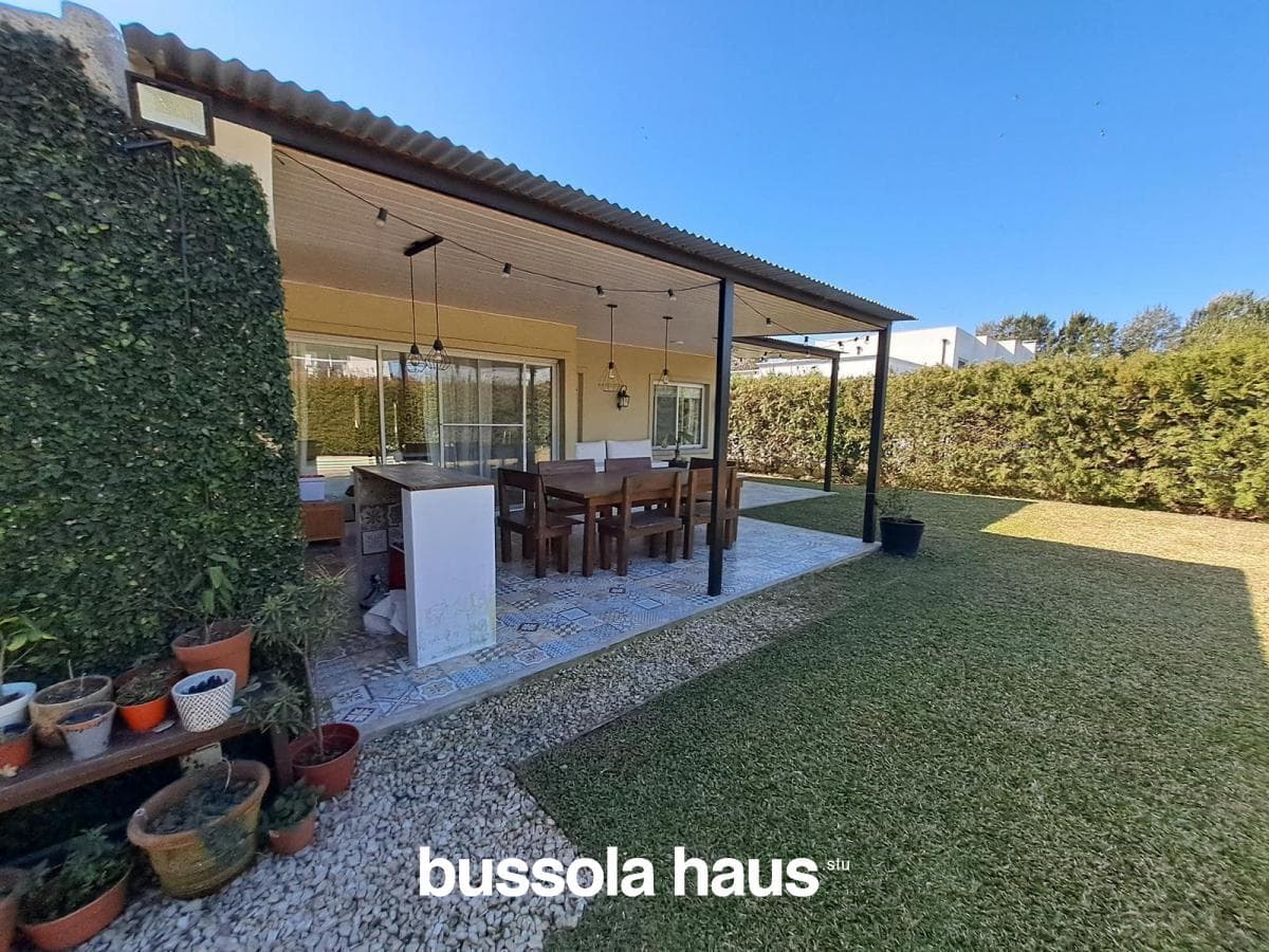 House for Sale: 3 Bedrooms, Single-Story, La Comarca Tigre