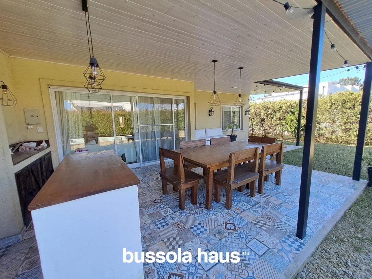 House for Sale: 3 Bedrooms, Single-Story, La Comarca Tigre