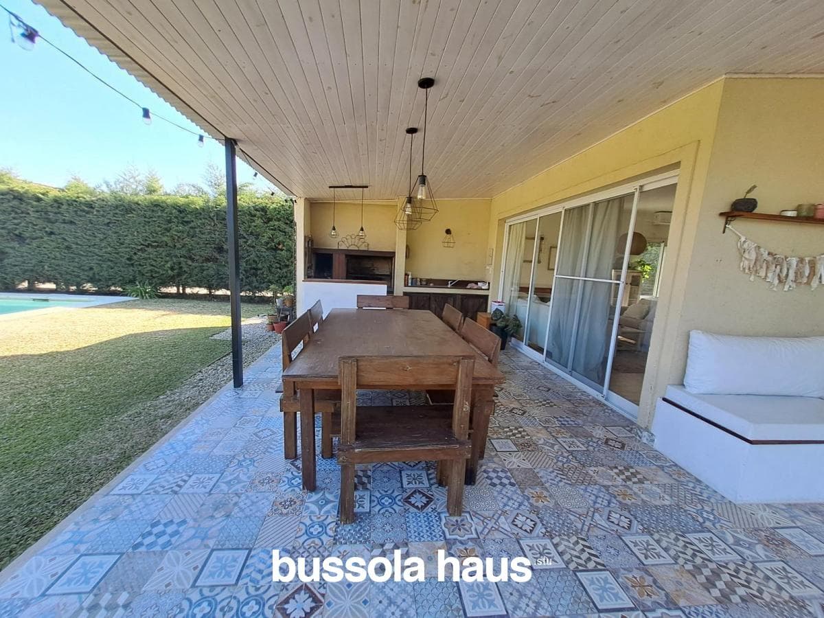 House for Sale: 3 Bedrooms, Single-Story, La Comarca Tigre
