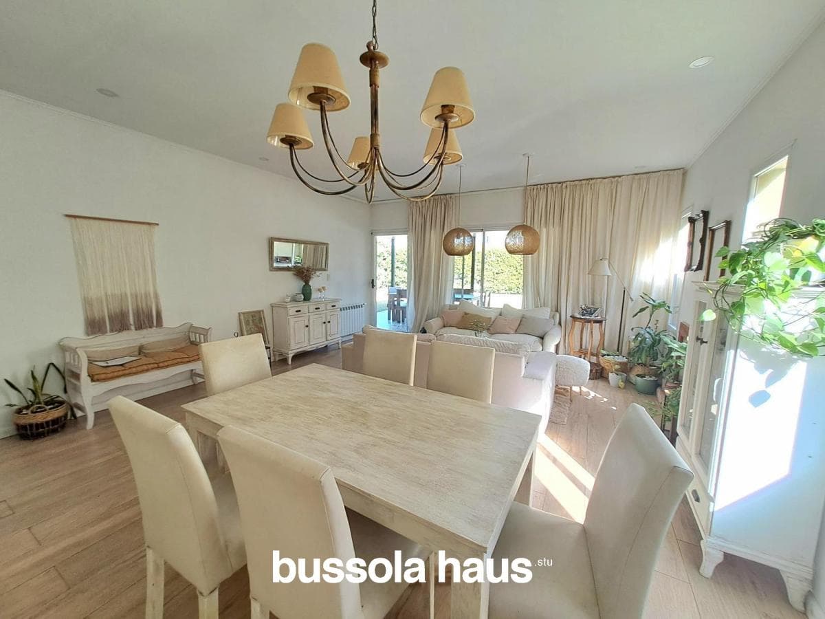 House for Sale: 3 Bedrooms, Single-Story, La Comarca Tigre