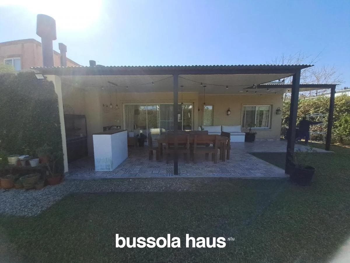 House for Sale: 3 Bedrooms, Single-Story, La Comarca Tigre