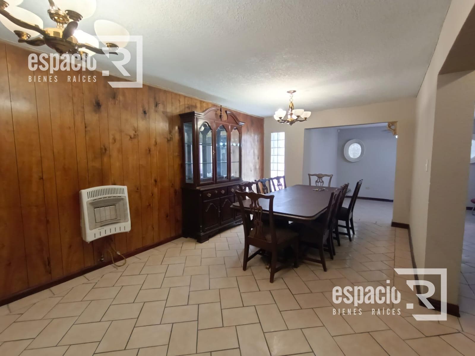 HOUSE FOR SALE IN THE PANAMERICANA AREA