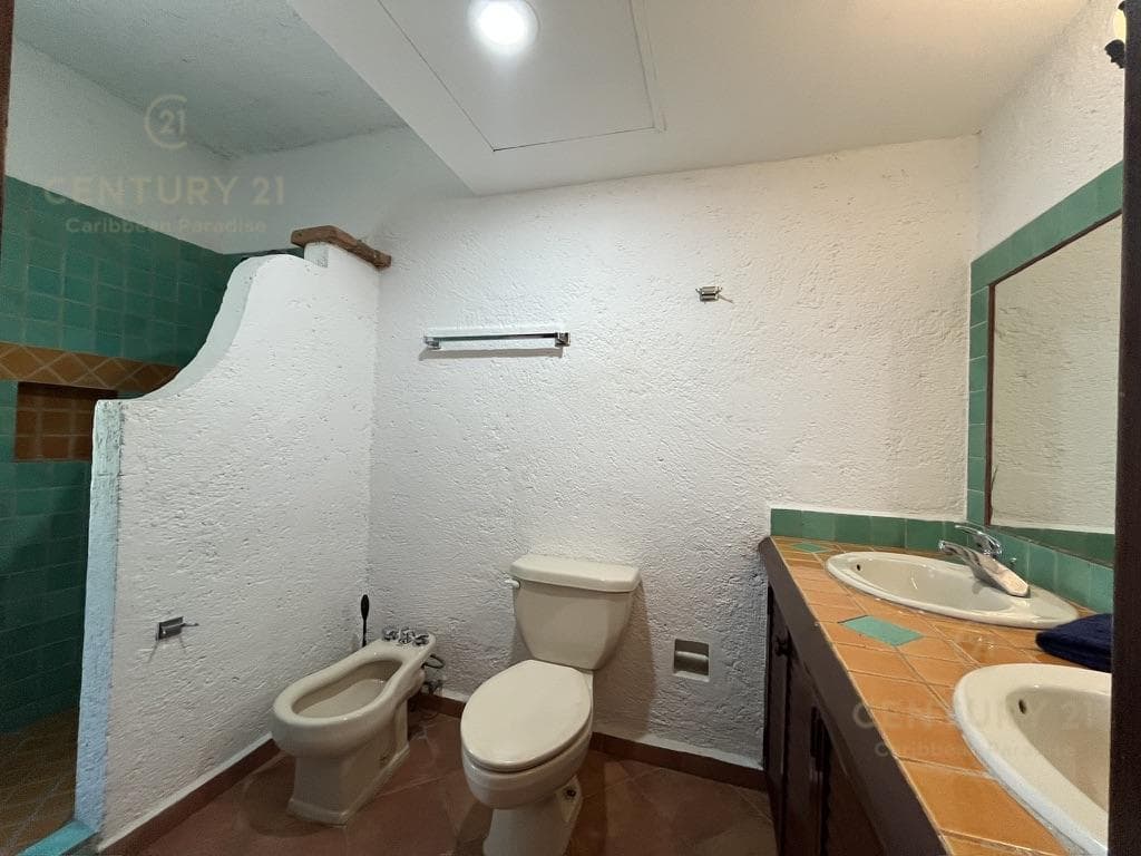 Spacious 2-Bedroom Apartment for Rent in Hacienda del Carmen, Downtown Area | Playa del Carmen | P4573