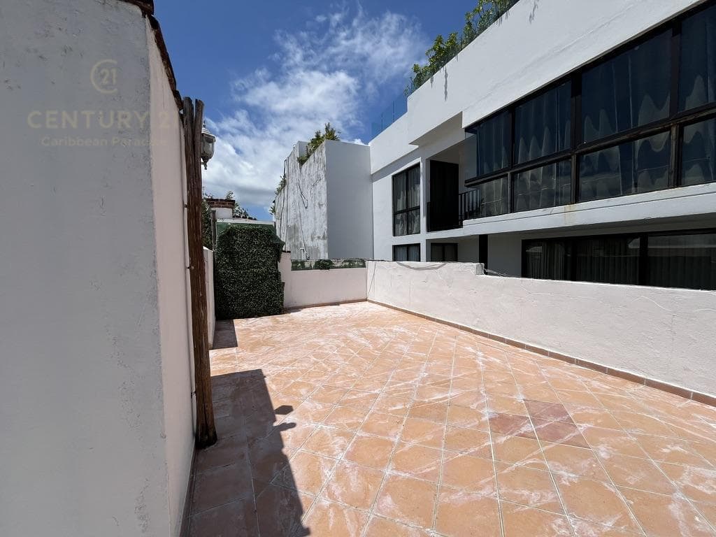 Spacious 2-Bedroom Apartment for Rent in Hacienda del Carmen, Downtown Area | Playa del Carmen | P4573