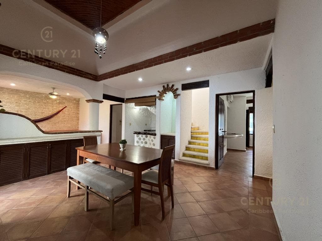 Spacious 2-Bedroom Apartment for Rent in Hacienda del Carmen, Downtown Area | Playa del Carmen | P4573