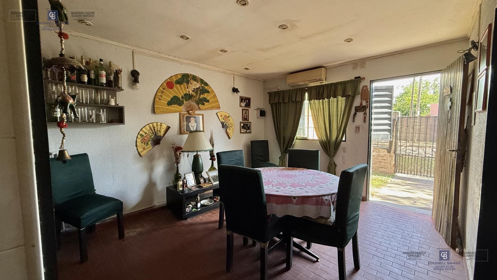 VENTA CASA 5 AMBIENTES PATIO COCHERA SAN VICENTE