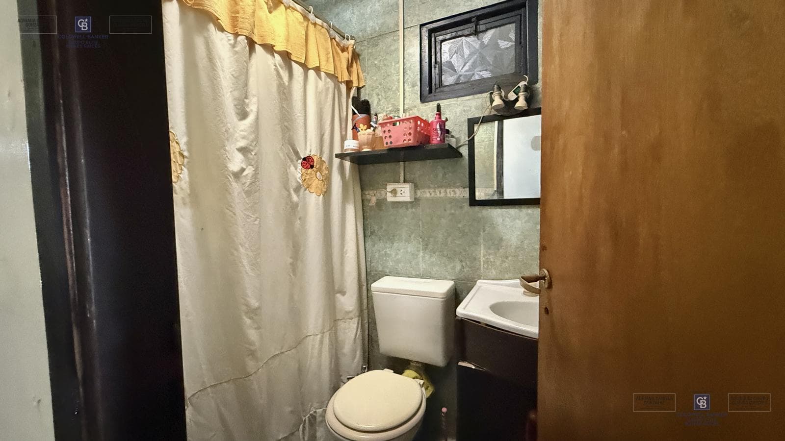 VENTA CASA 5 AMBIENTES PATIO COCHERA SAN VICENTE