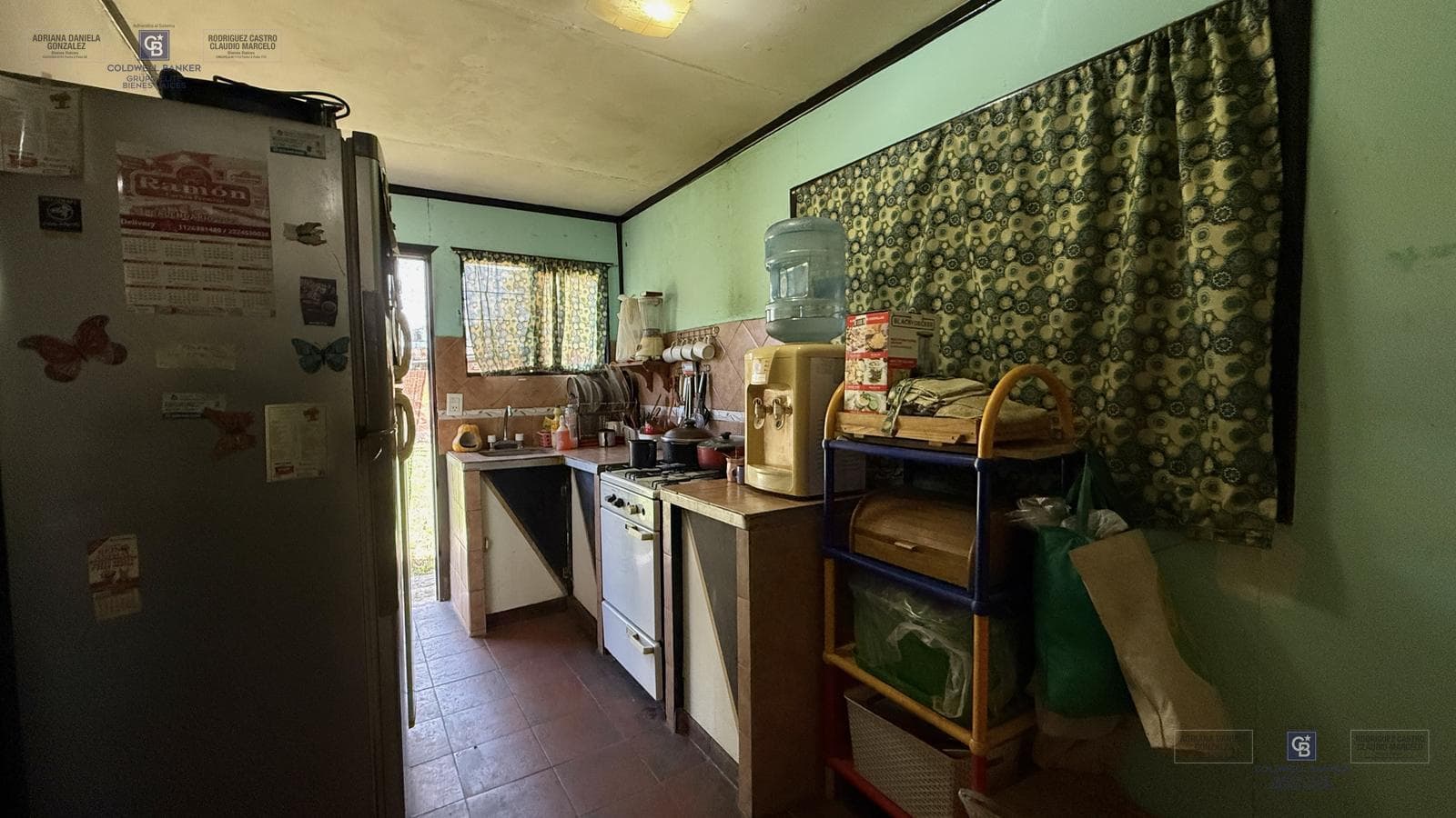 VENTA CASA 5 AMBIENTES PATIO COCHERA SAN VICENTE