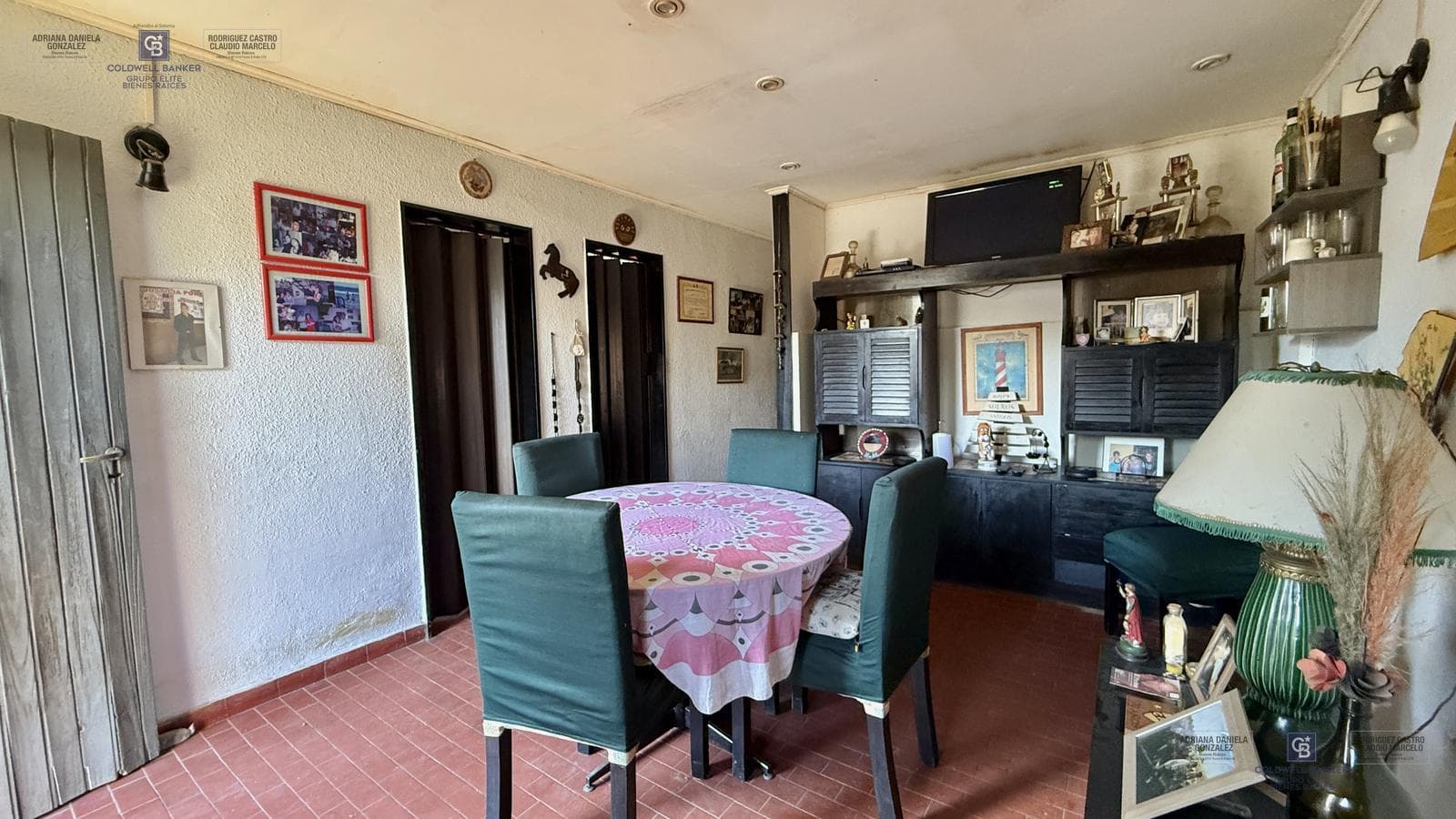 VENTA CASA 5 AMBIENTES PATIO COCHERA SAN VICENTE