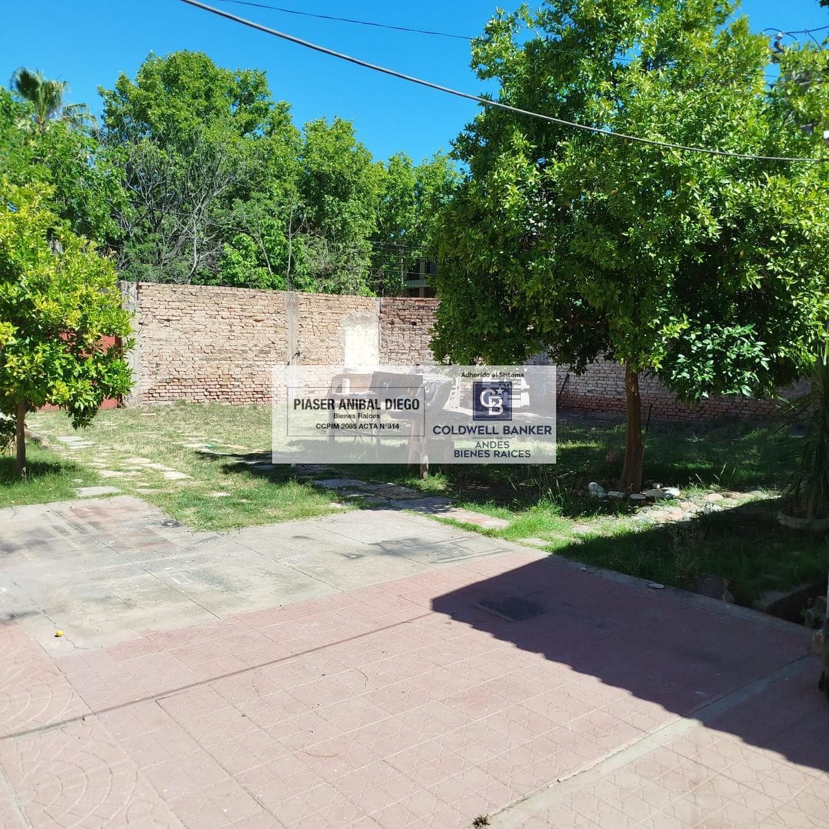 Central warehouse and lot in San Rafael