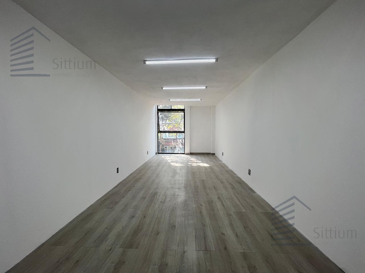 Office for Rent - Rio Elba - 27 m² - 3rd Floor