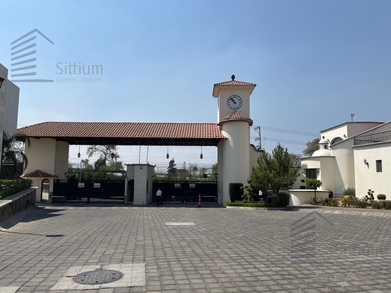 Land for Sale - Rincón de los Encinos - 422.5 m²