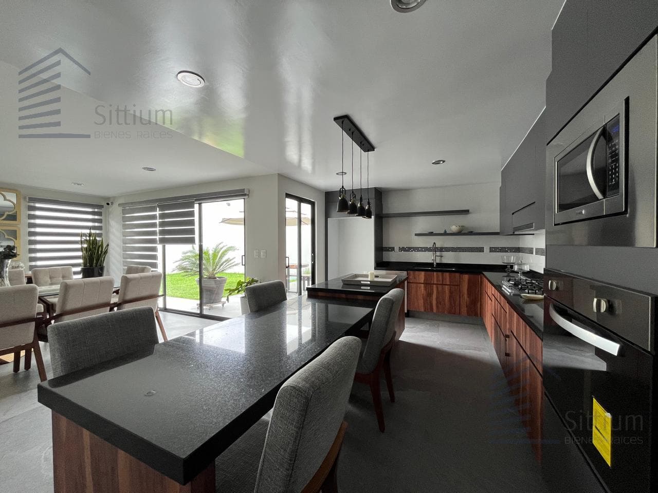 House for Sale - Metepec - 383 m²