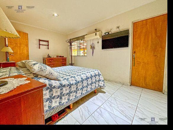 Venta Casas multifamiliar mas lote en Chascomus