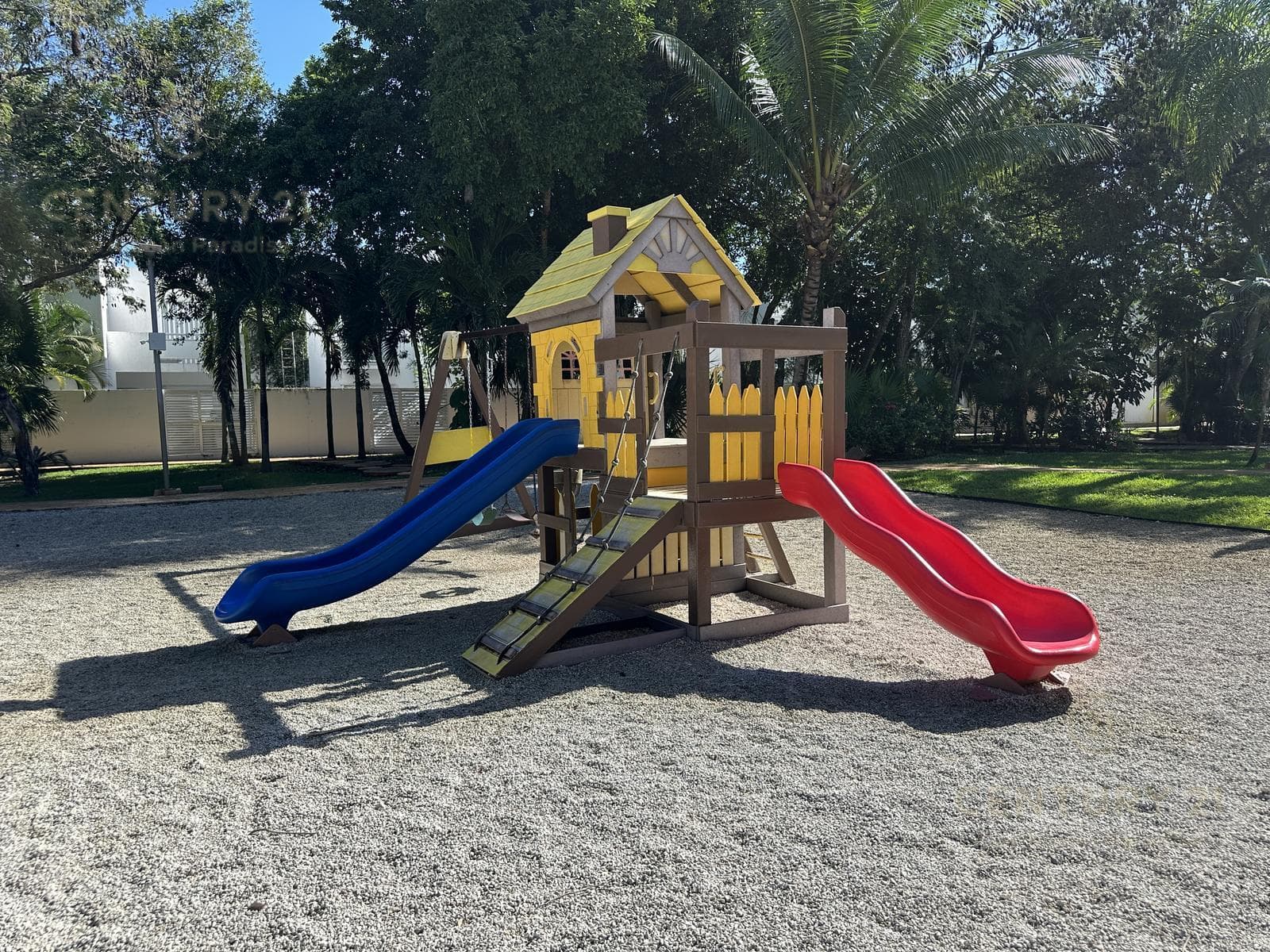 Unfurnished 3-Bedroom, 2.5-Bathroom House for Rent in La Joya