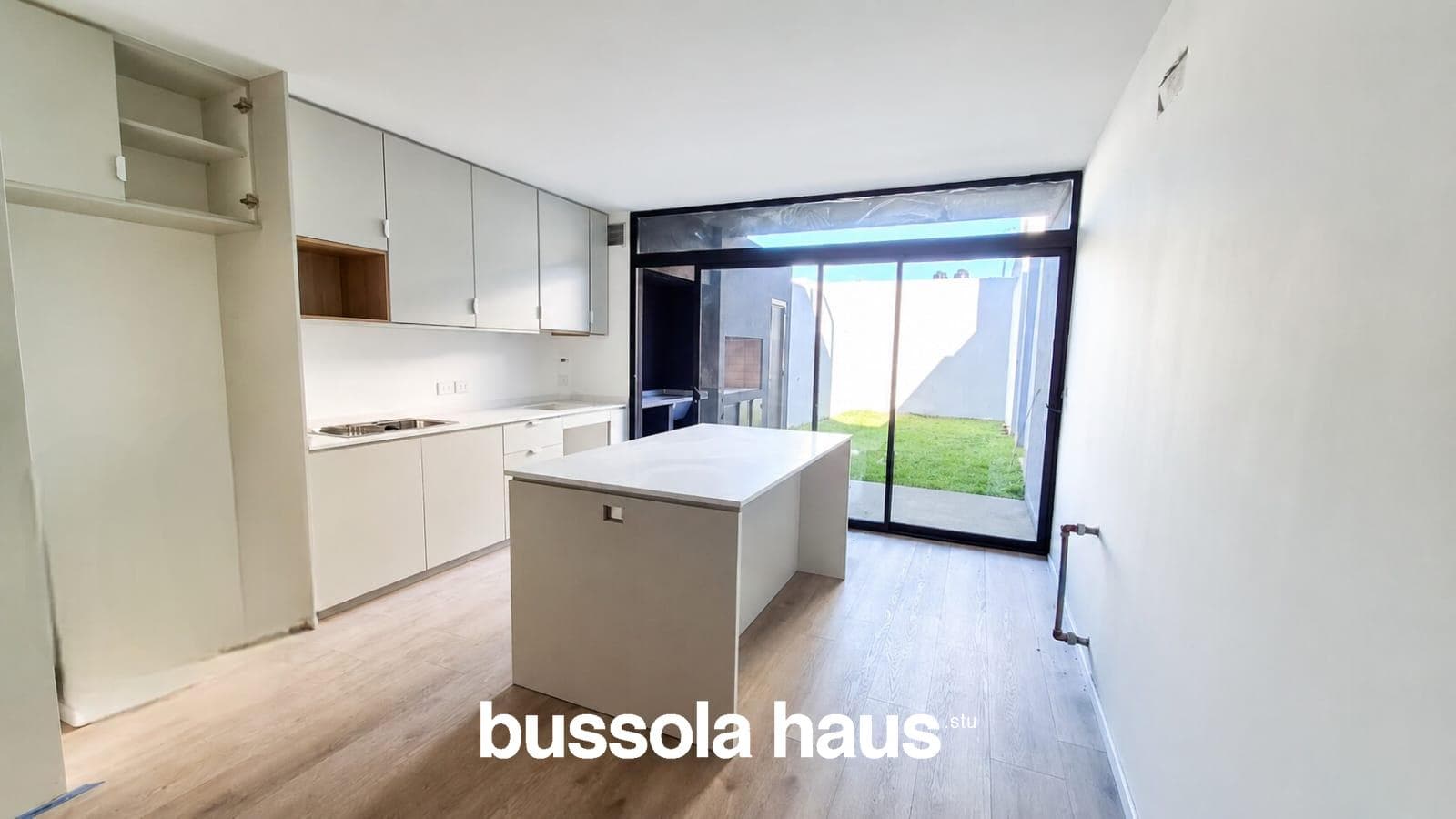 Duplex for sale, 3 bedrooms, garden, Olivos