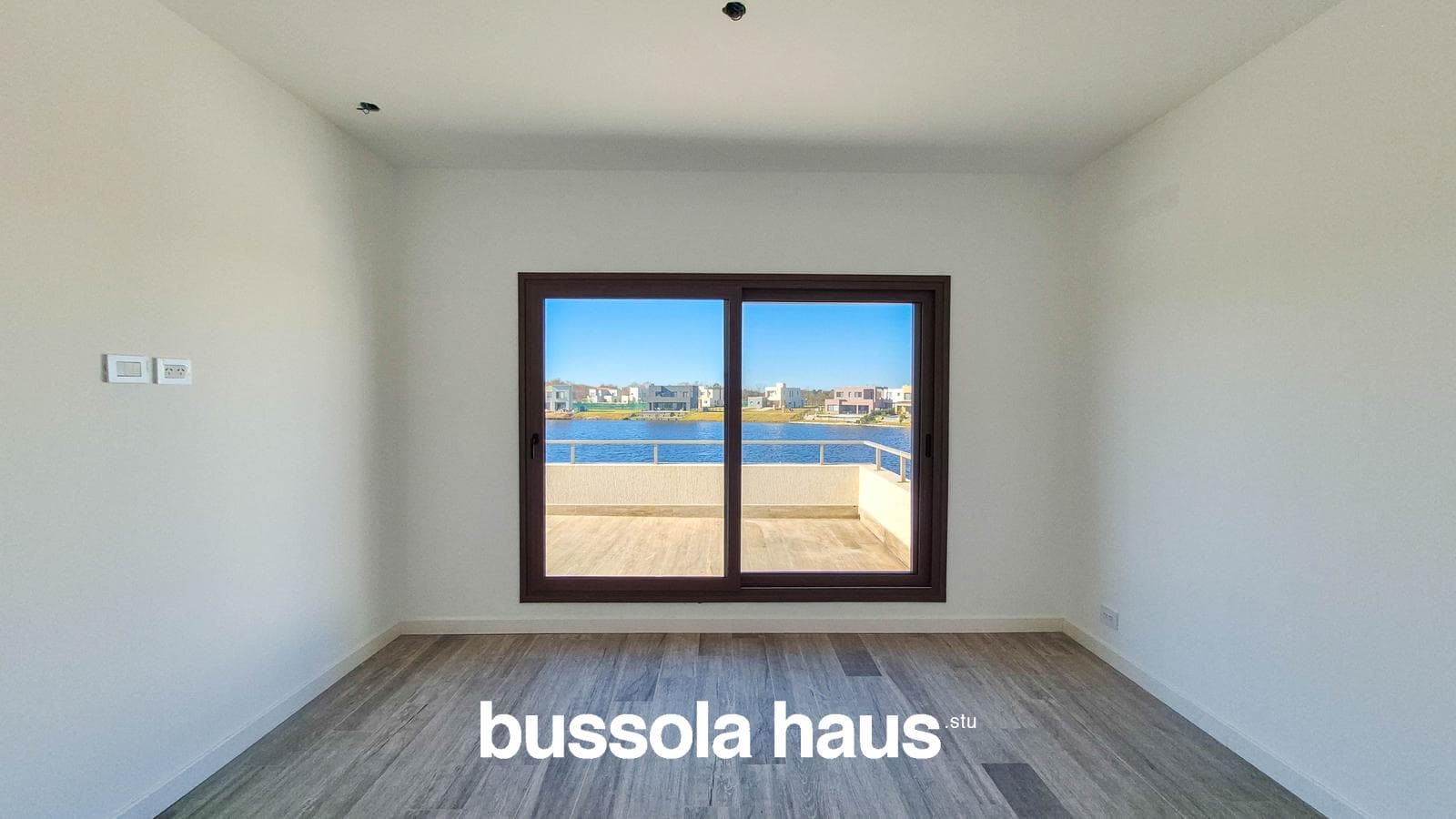 3-Bedroom Lakefront House in SANTA ANA, VILLANUEVA