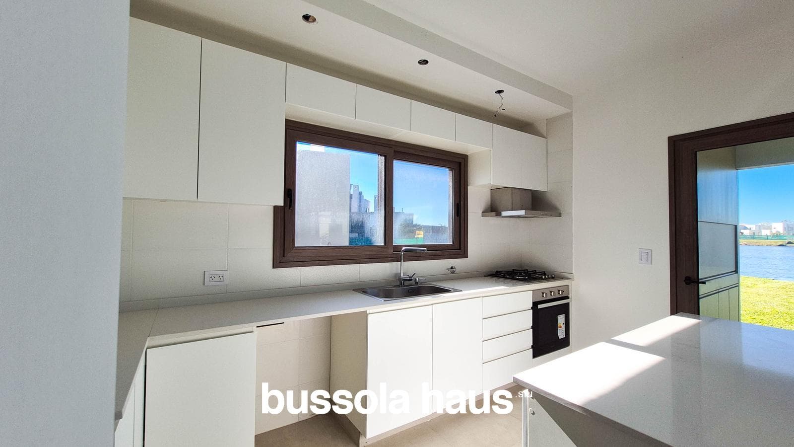 3-Bedroom Lakefront House in SANTA ANA, VILLANUEVA