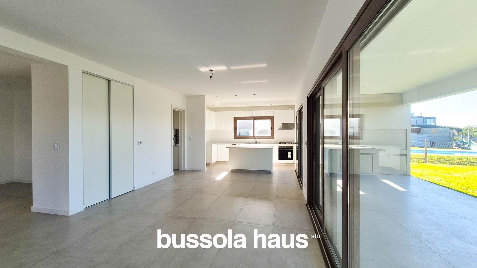 3-Bedroom Lakefront House in SANTA ANA, VILLANUEVA