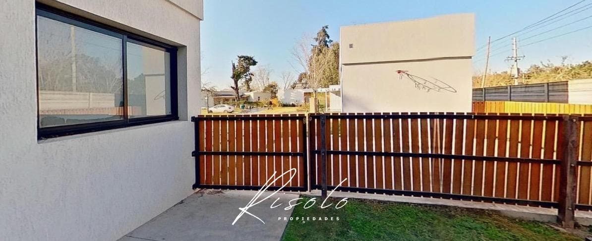 House for Sale with Rental Income. 2 offices. 3 bedrooms. Grill. Pool. Gated Community, Escobar