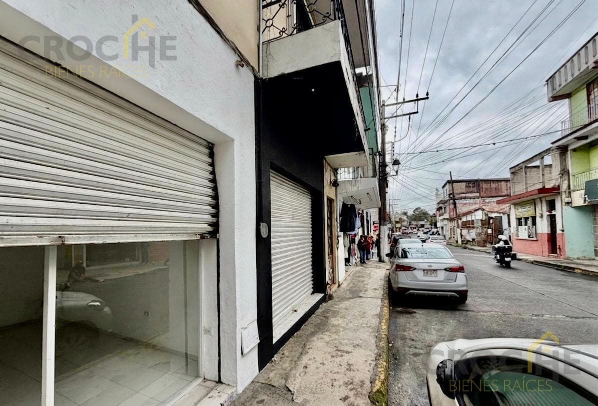 HOUSE FOR SALE WITH 2 COMMERCIAL UNITS IN THE DOWNTOWN AREA | XALAPA, VERACRUZ